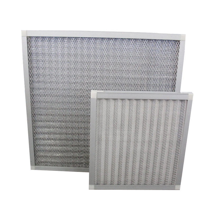 Pré-filtre en maille métallique pour panneau